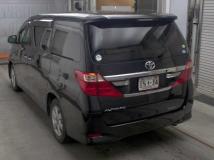2013 Toyota Alphard