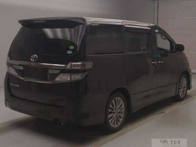 2013 Toyota Vellfire