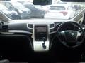 2013 Toyota Alphard