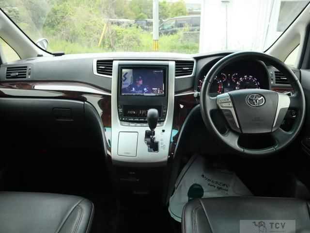 2012 Toyota Vellfire