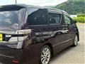 2012 Toyota Vellfire