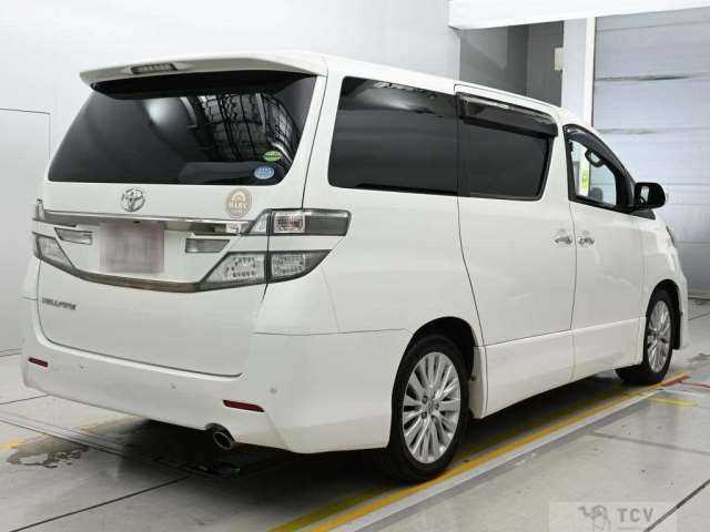 2014 Toyota Vellfire