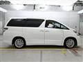 2014 Toyota Vellfire