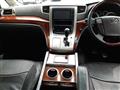 2011 Toyota Vellfire