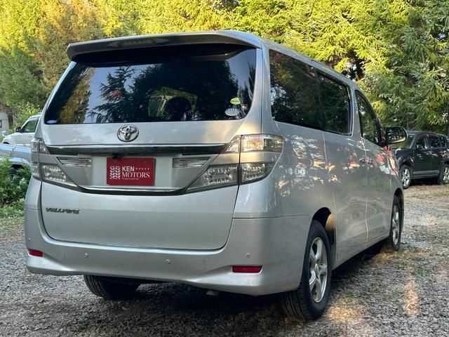2012 Toyota Vellfire