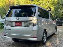 2012 Toyota Vellfire