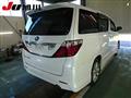 2011 Toyota Alphard