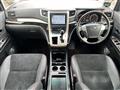 2013 Toyota Vellfire