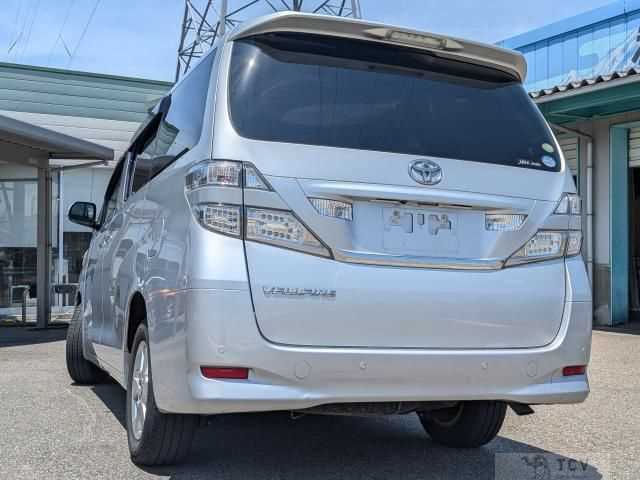 2011 Toyota Vellfire