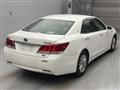 2015 Toyota Crown Hybrid