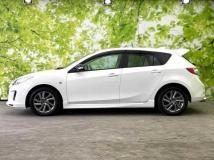 2013 Mazda Axela Sport