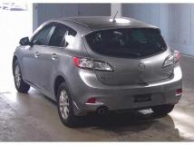 2013 Mazda Axela Sport