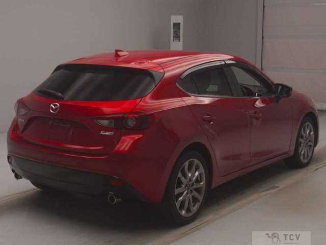 2015 Mazda Axela Sport