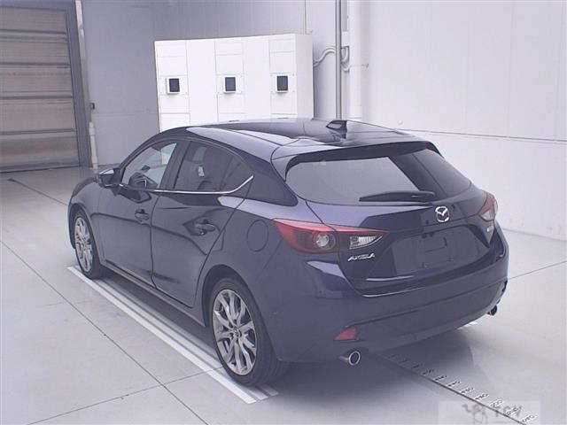 2014 Mazda Axela Sport