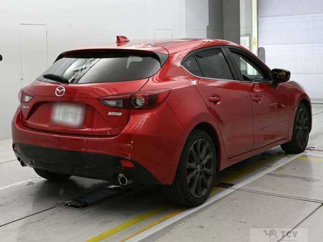 2014 Mazda Axela Sport