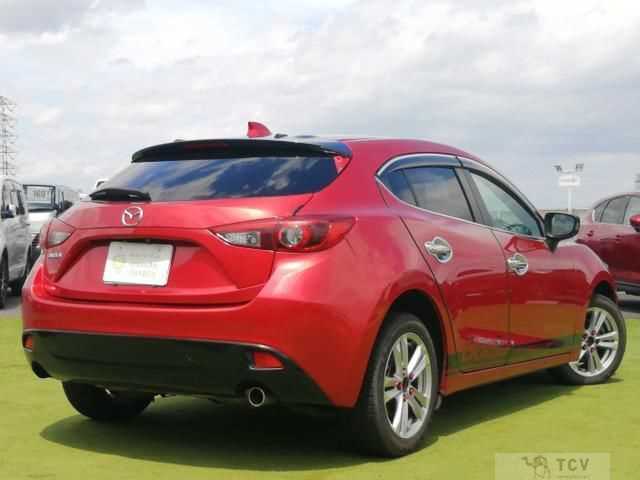 2014 Mazda Axela Sport