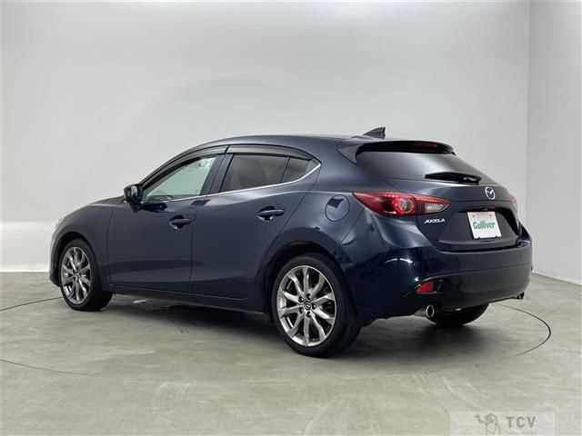 2015 Mazda Axela Sport