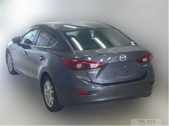 2014 Mazda Axela