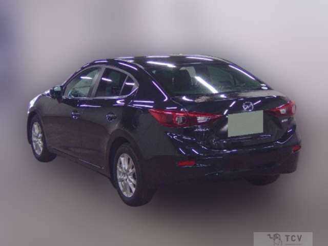 2017 Mazda Axela