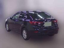 2017 Mazda Axela