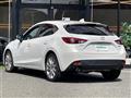 2016 Mazda Axela Sport