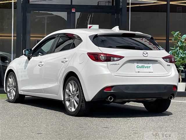 2016 Mazda Axela Sport