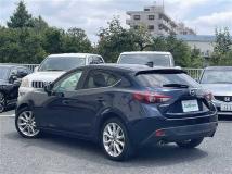 2015 Mazda Axela Sport