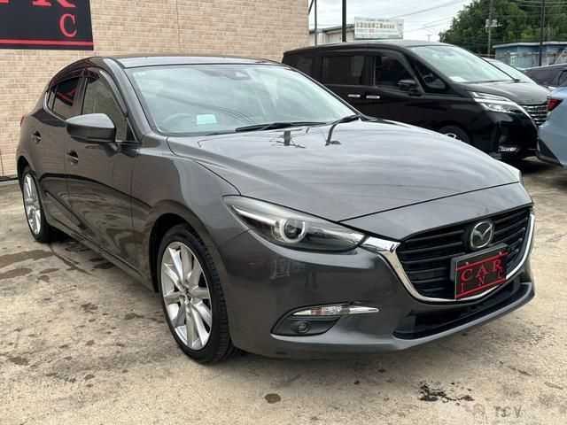 2016 Mazda Axela Sport