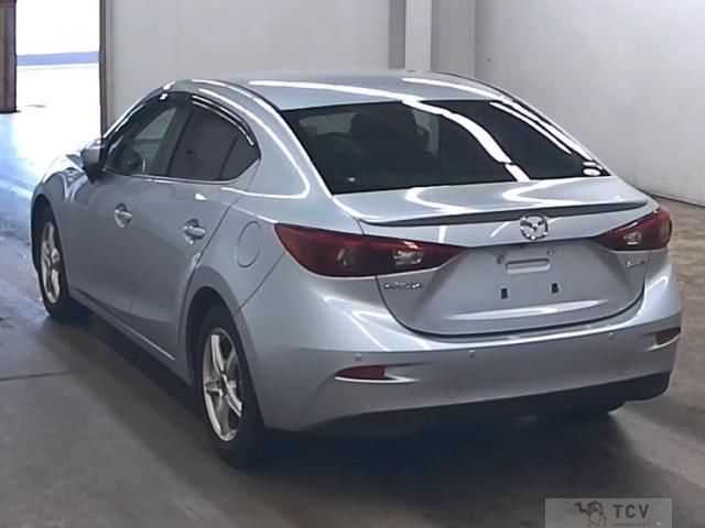 2017 Mazda Axela Hybrid
