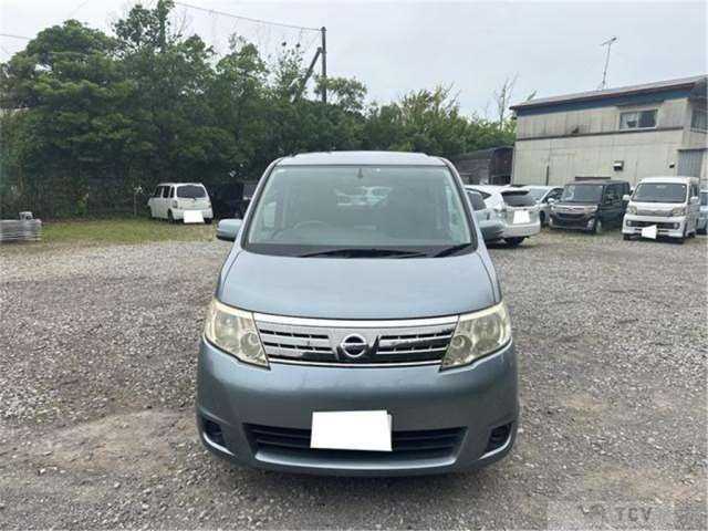 2010 Nissan Serena