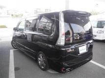 2008 Nissan Serena