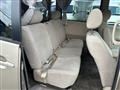 2004 Toyota Noah