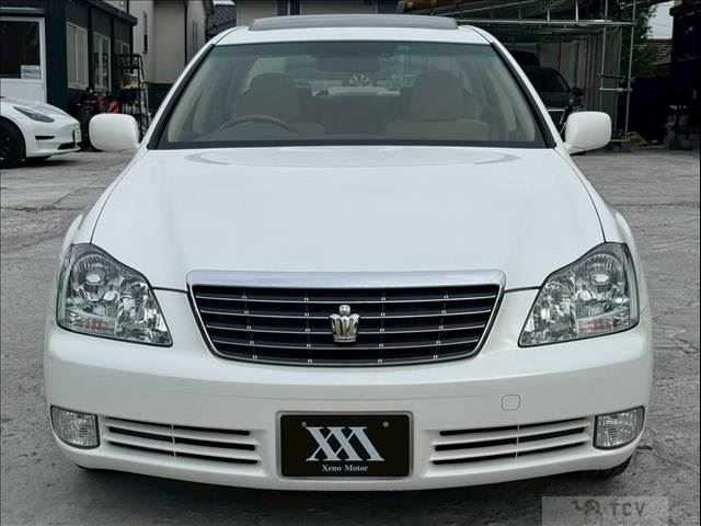 2005 Toyota Crown Royal Series