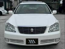 2005 Toyota Crown Royal Series
