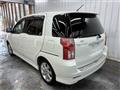 2010 Toyota Raum