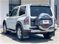 2006 Mitsubishi Pajero
