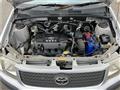2004 Toyota Succeed Van