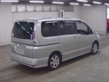 2010 Nissan Serena