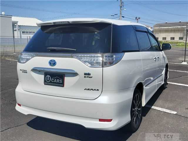 2013 Toyota Estima Hybrid