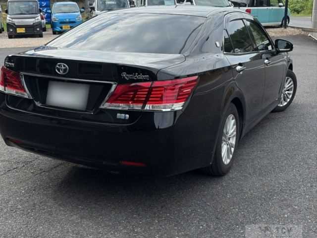 2015 Toyota Crown
