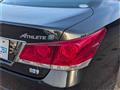 2013 Toyota Crown Royal Series