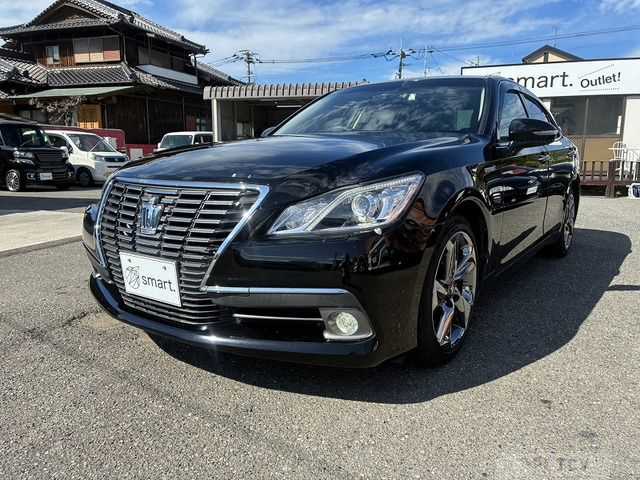 2014 Toyota Crown