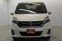 2016 Nissan Serena