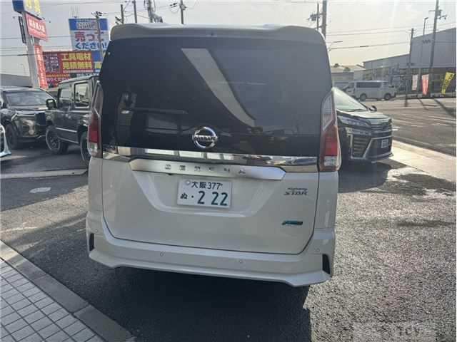 2017 Nissan Serena