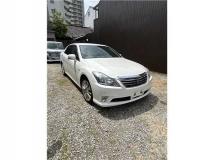 2010 Toyota Crown Hybrid