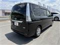 2012 Nissan Serena