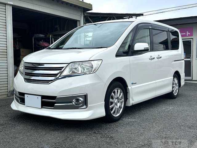 2013 Nissan Serena