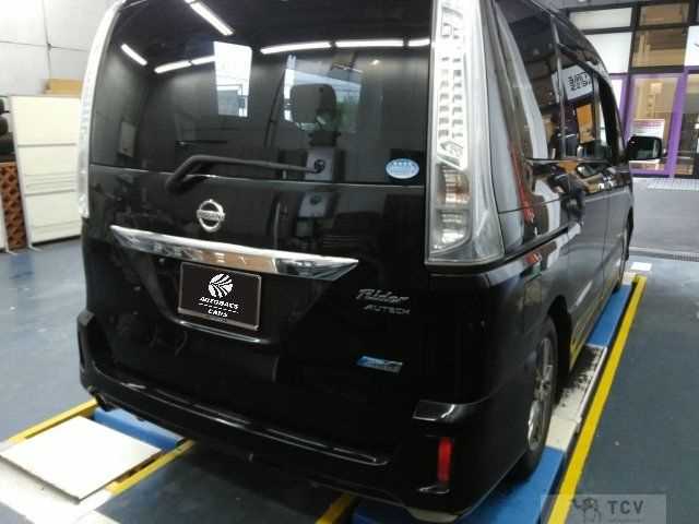 2013 Nissan Serena