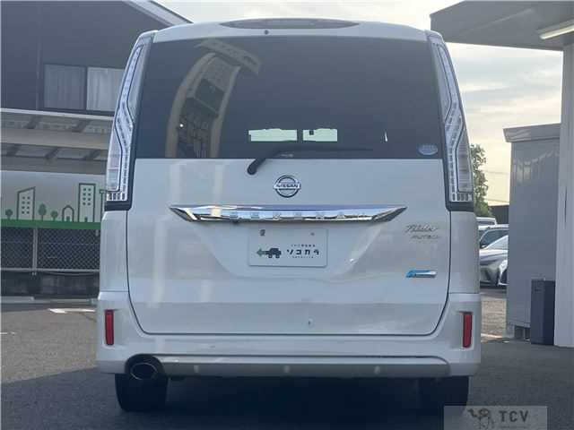 2013 Nissan Serena