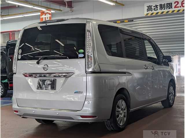 2015 Nissan Serena